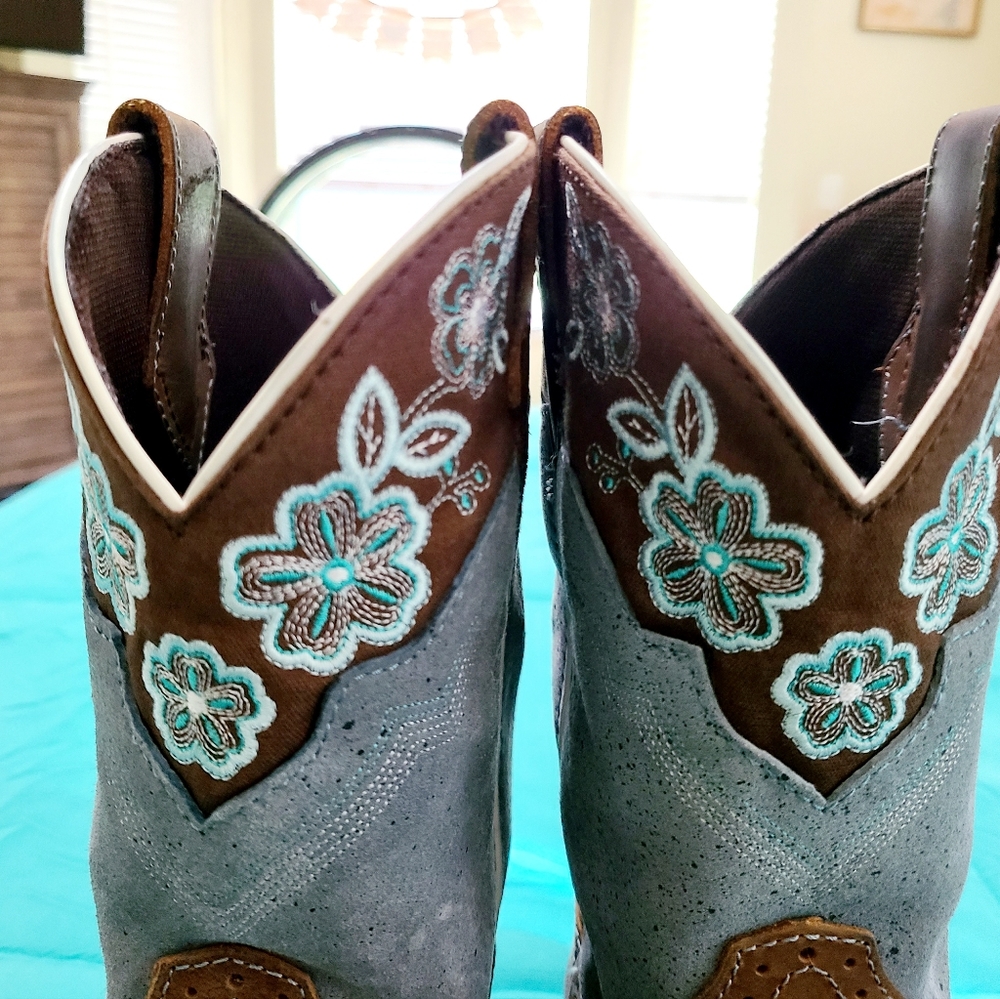 Justin Boots - Picture 13 of 13